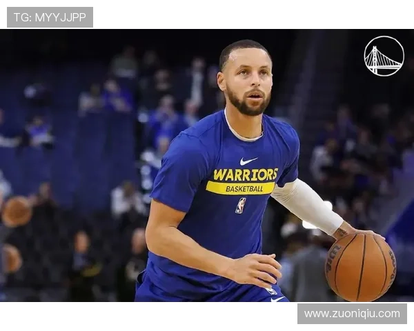 库里复出首战仍感紧张未全力